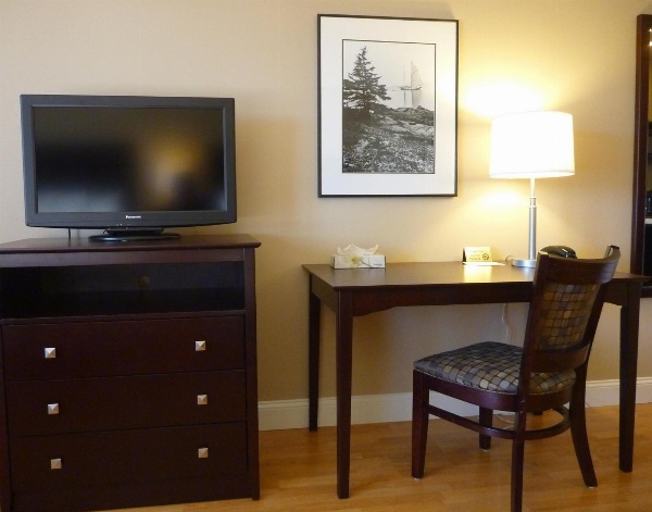 Motel Yankee Clipper image 5